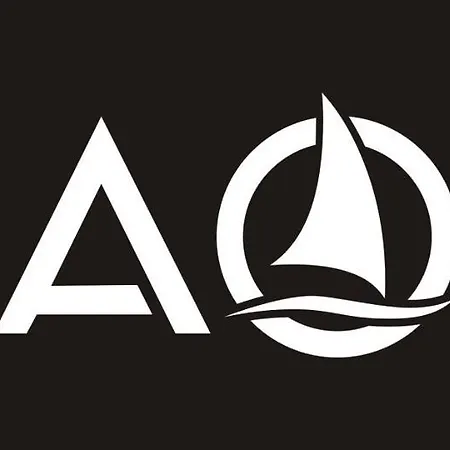 Naos *